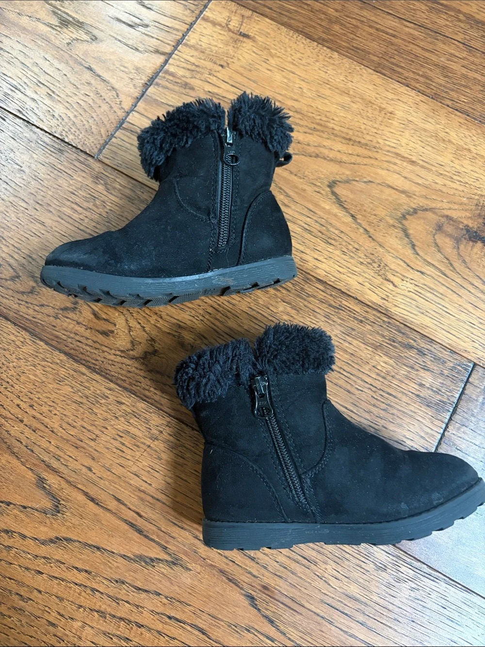 Cat & Jack Black Girls Faux-Fur Cuff Ankle Boots